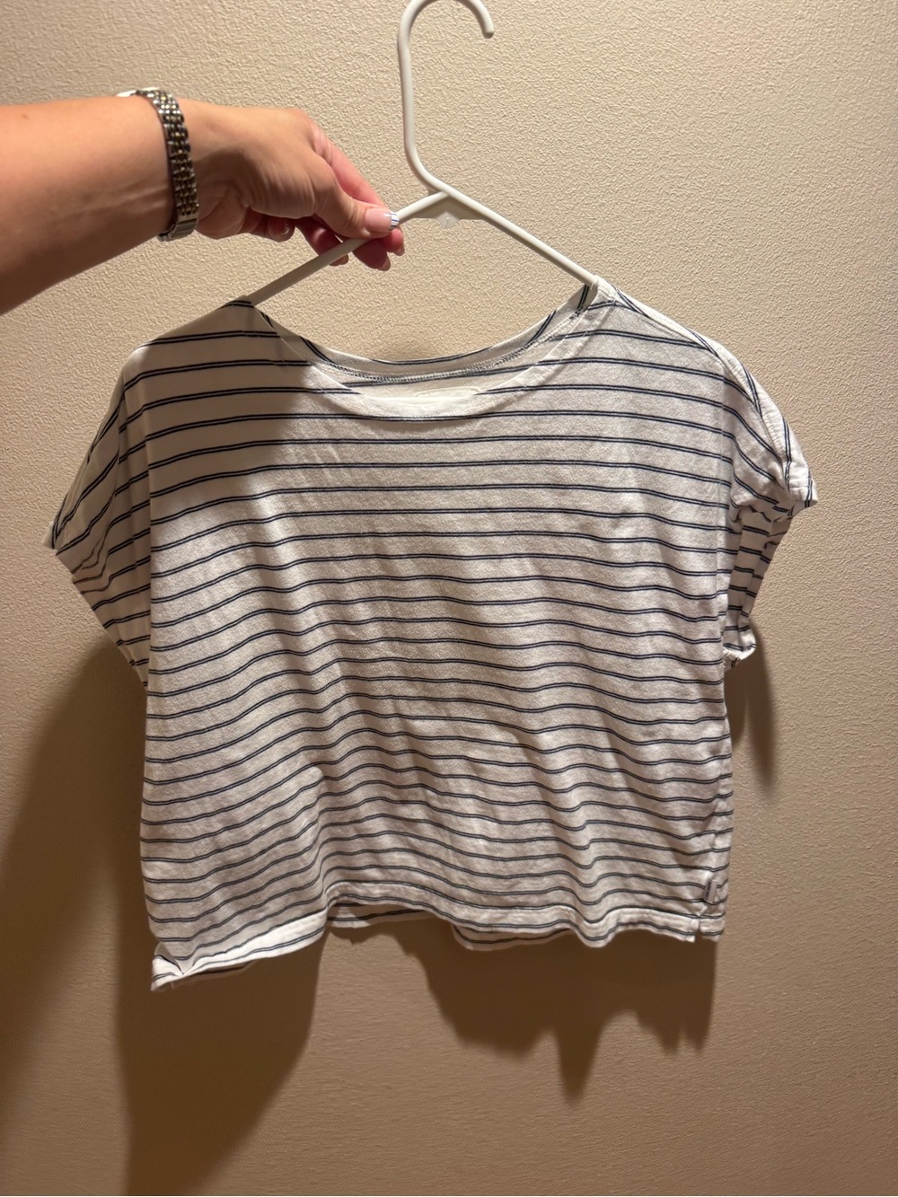 Le Bon Shoppe Striped Short Sleeve Crop Top - White & Navy